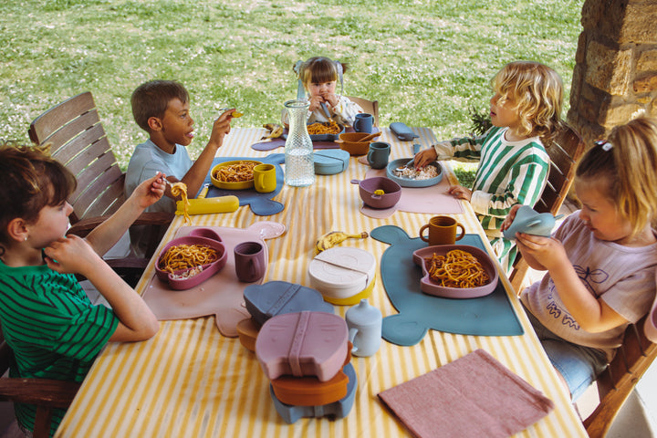<tc>Assiette avec Succion et Boîte à Lunch ROSE</tc>