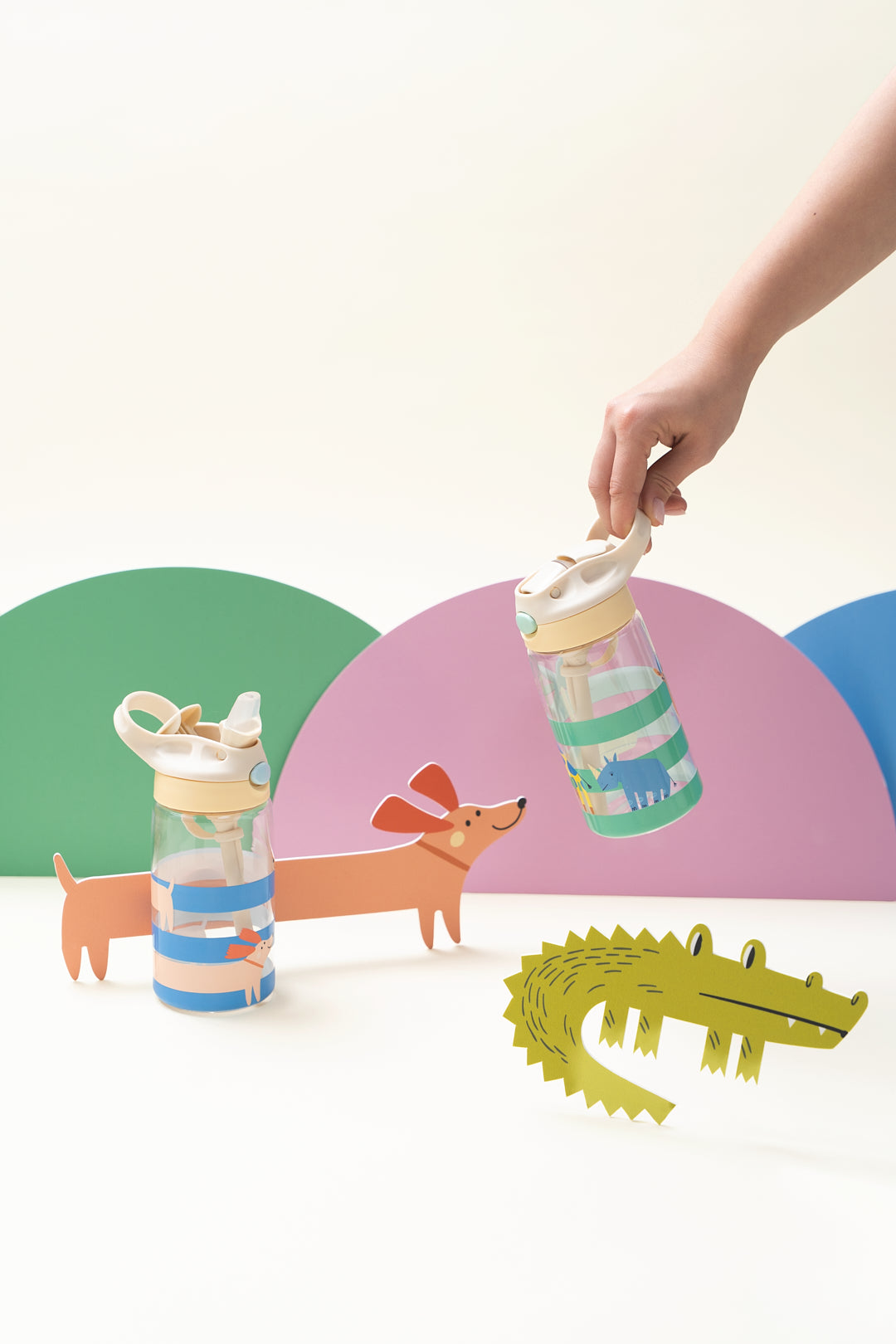 <tc>Kids Tritan™ Water Bottle WOOF GANG</tc>