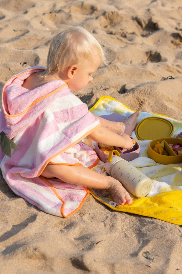 <tc>Hooded Poncho PEDRO PEAR</tc>