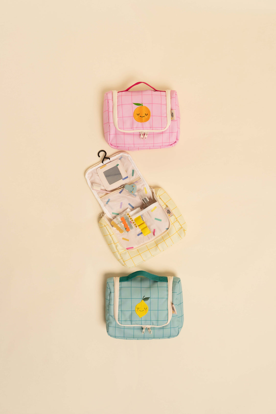 <tc>Neceser infantil LOLA LEMON</tc>